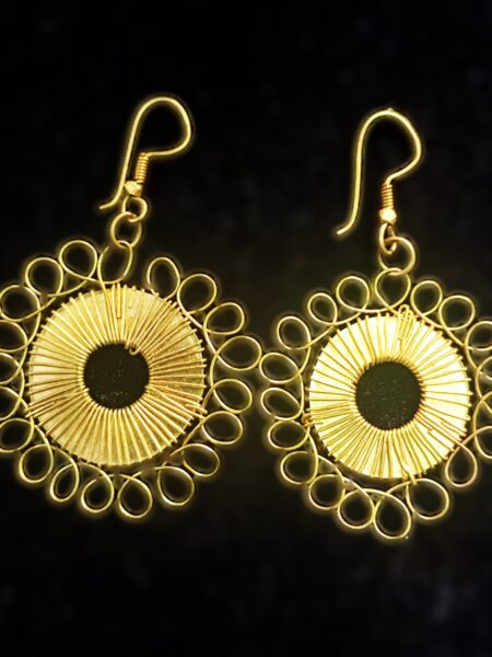 Exclusive,hand crafted, dokra earrings