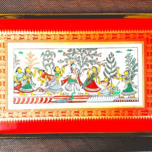 Shri Radha Krishna Holi, Wall decor