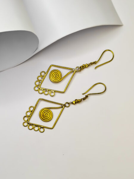 Exquisite, Traditional, Hand-made, Dokra spiral Diamond shape earrings